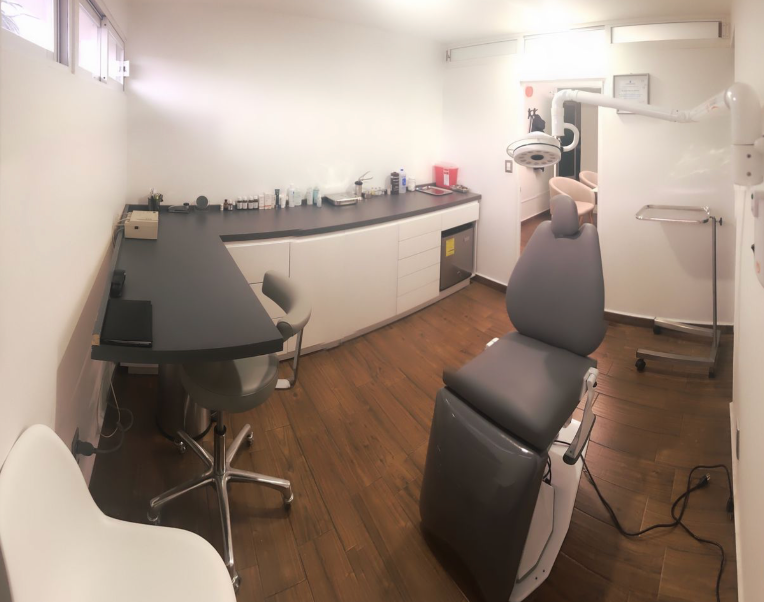 Doctor Dermatologo 2 Doctor dentista para niños adultos en cdmx el mejor dentista doctores recomendaciones mexico consultorio precios agenda dientes muelas caries braquets dolor operaciones