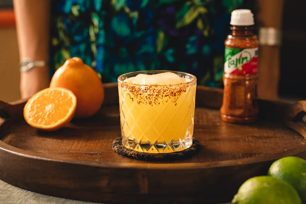 Arlequin micheladas mojitos barra libre para eventos privados servicio de bebidas en cdmx para fiestas meseros barra de pisto chelas en cdmx meseros para eventos fiestas bebidas alcoholicas sin alcohol