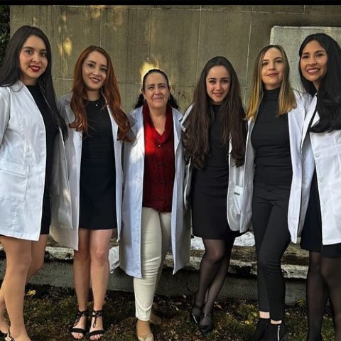 Doctor dermatologo vanessa 8 Consulta dermatologo cdmx el mejor dermatologo dermatitis manos rostro cara barros acne tratamientos opecaciones doctor especializado cdmx cerca de mi